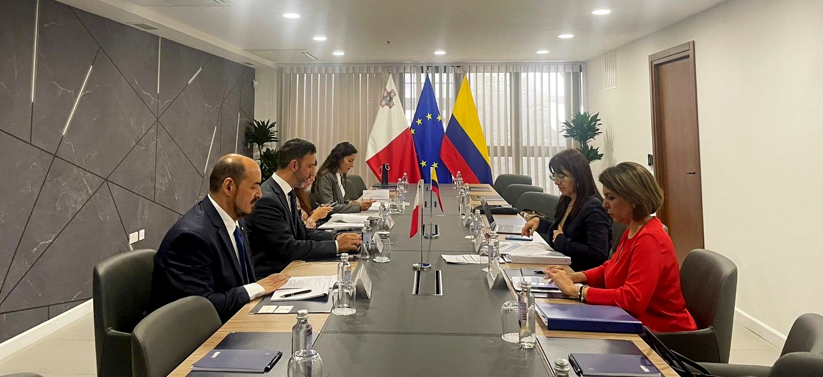 Reunión bilateral entre Colombia y Malta.